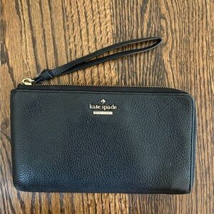 Kate Spade Black Textured Wristlet